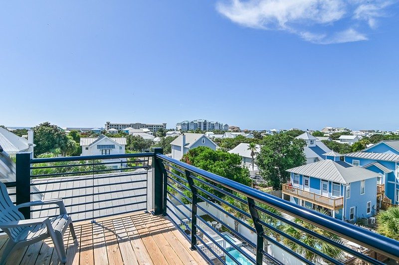 Rooftop balcony toward the Gulf